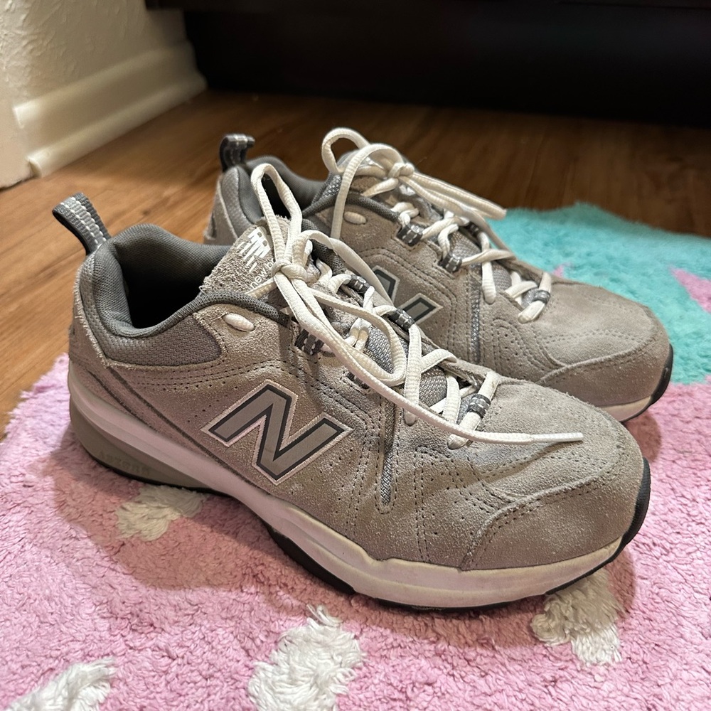 NEW BALANCE 608